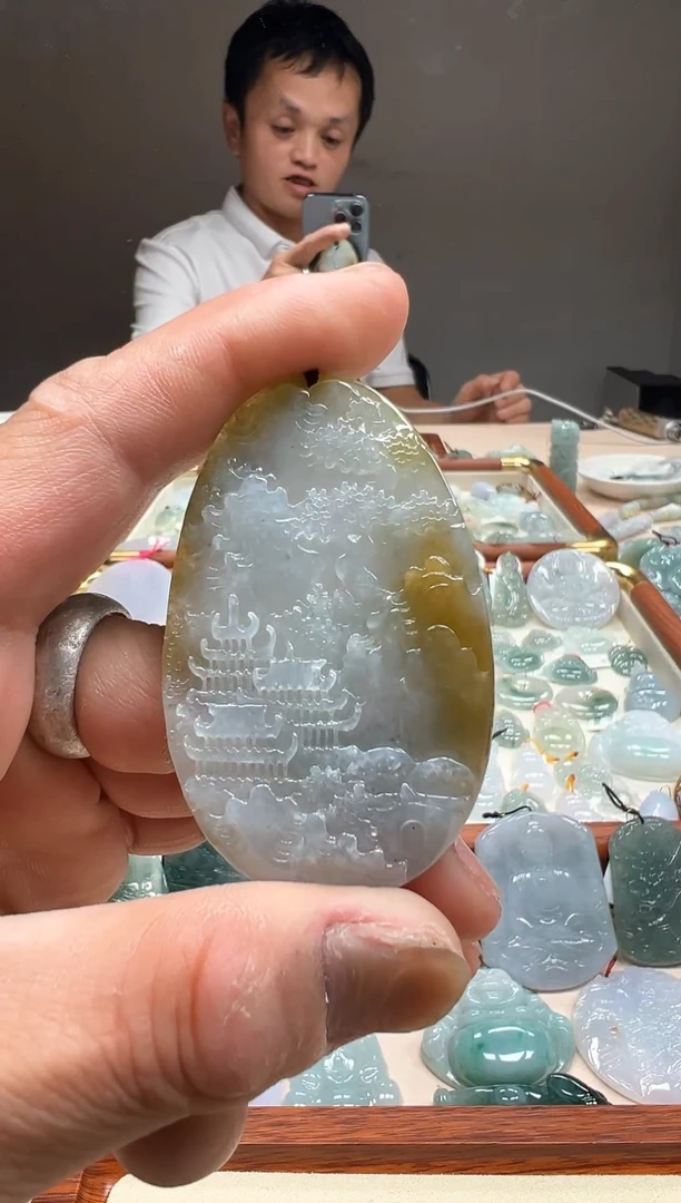 吊坠(不含链)未镶嵌翡翠天然缅甸翡翠A货山水