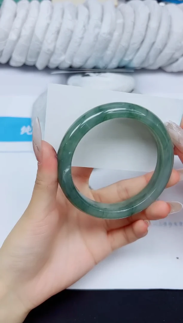 石英质玉手镯未镶嵌121/60.6