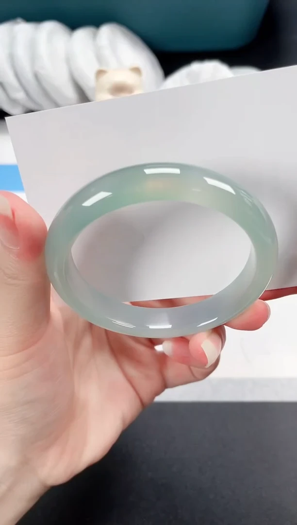 石英质玉手镯未镶嵌53-56.3