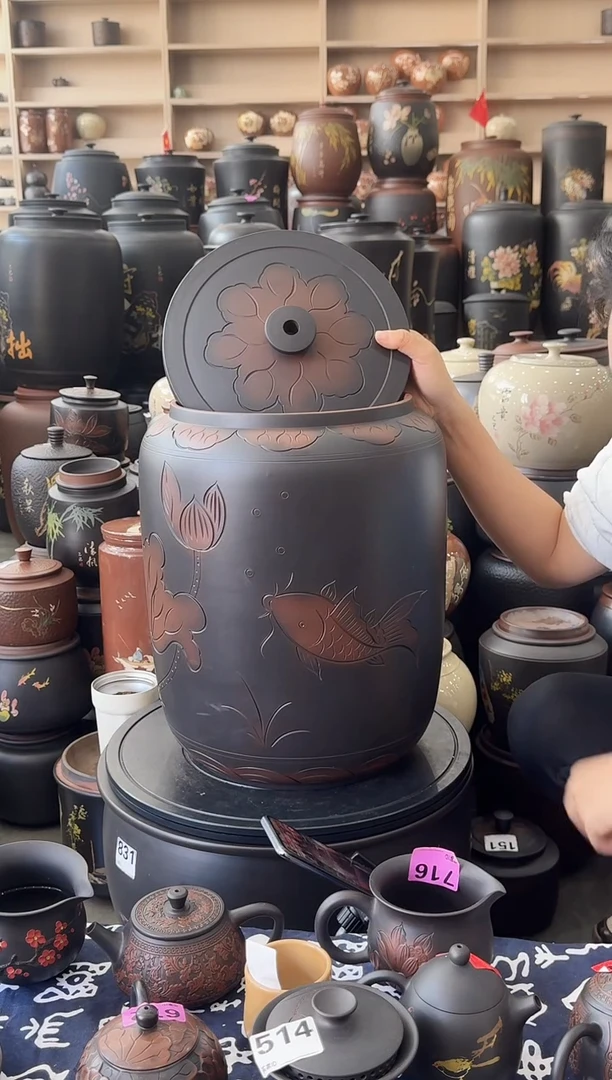 罐瑕疵水缸20升荷花  793