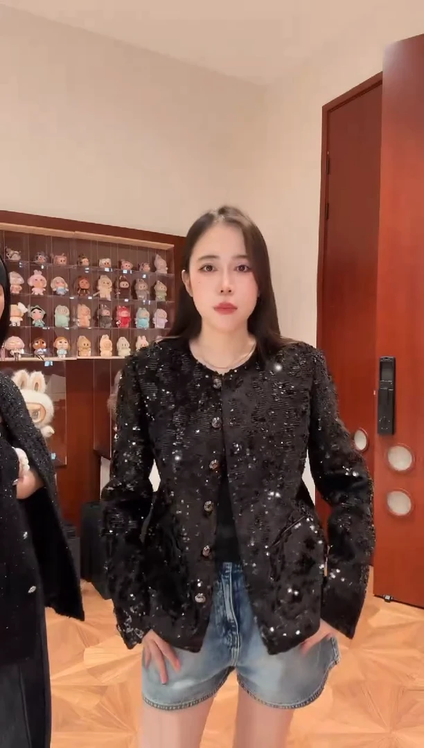 主播身上的小香风