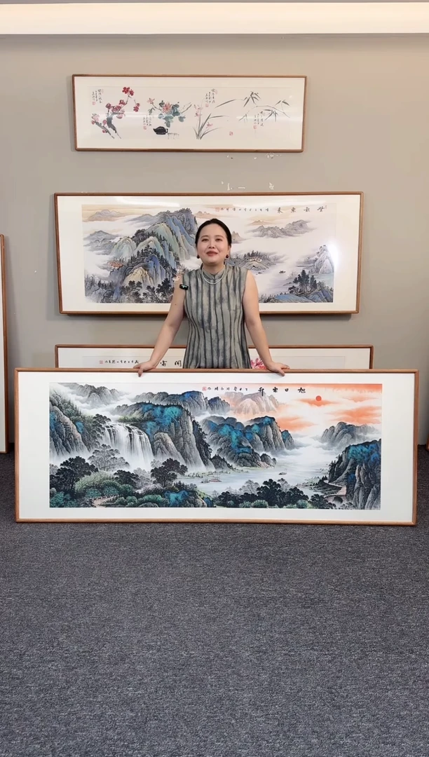 国画旭日东升210*80卢永胜老师