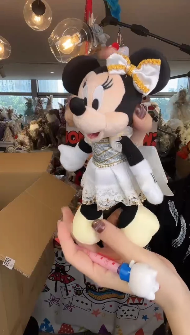 毛绒57号 脚皮不好小白裙mini
