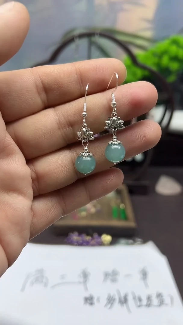 未镶嵌石英质玉（天山翠）耳饰002