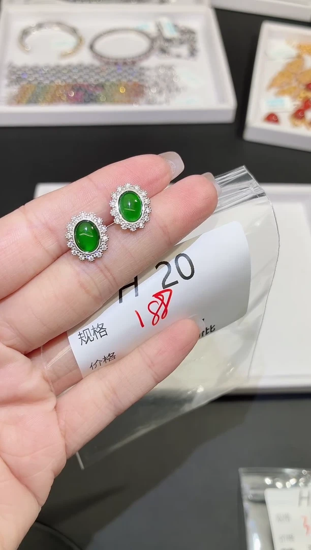 银S925镶嵌翡翠耳饰多样性发一H20