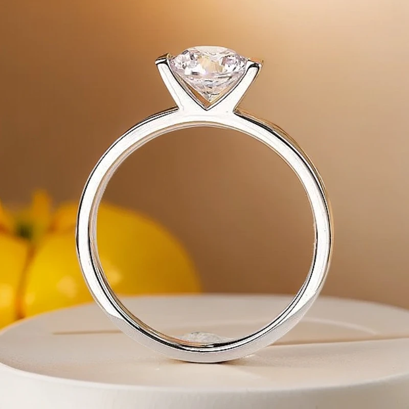 925银莫桑石银制品 【深V】字母简约宽臂女戒1-2克拉W合成碳硅石