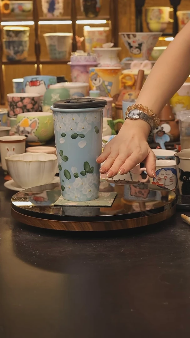 景德镇釉下彩绘设计师款式陶瓷