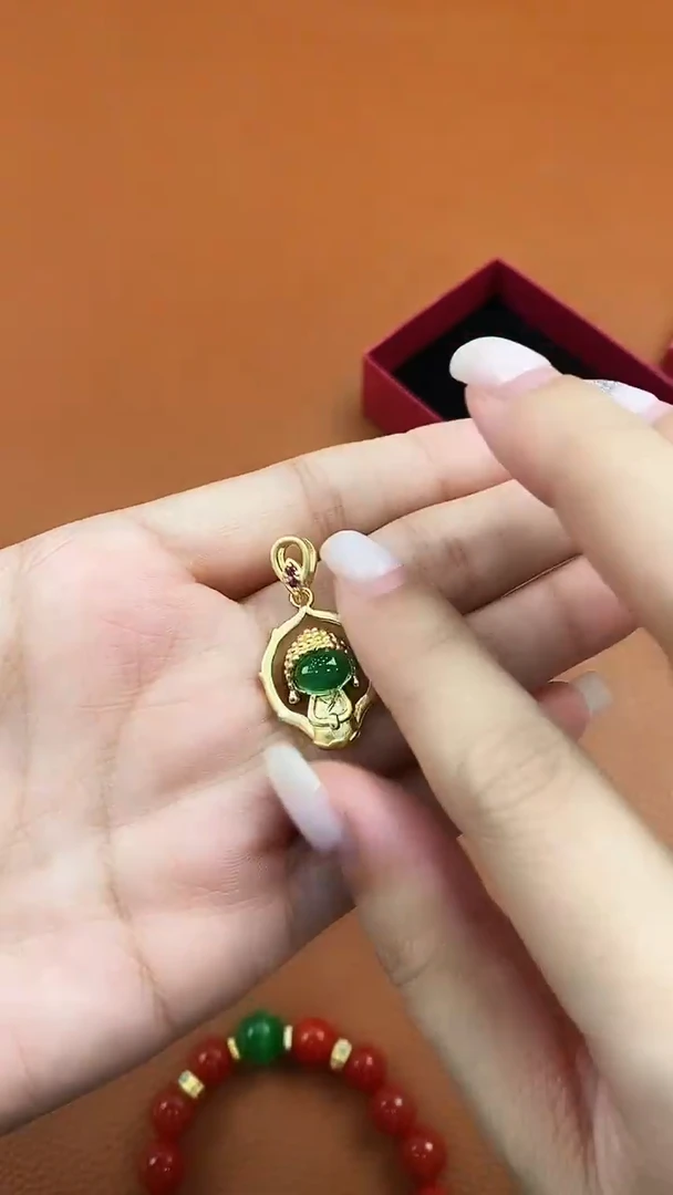 合金吊坠(赠链)玛瑙/玉髓天然精美吊坠多样性发