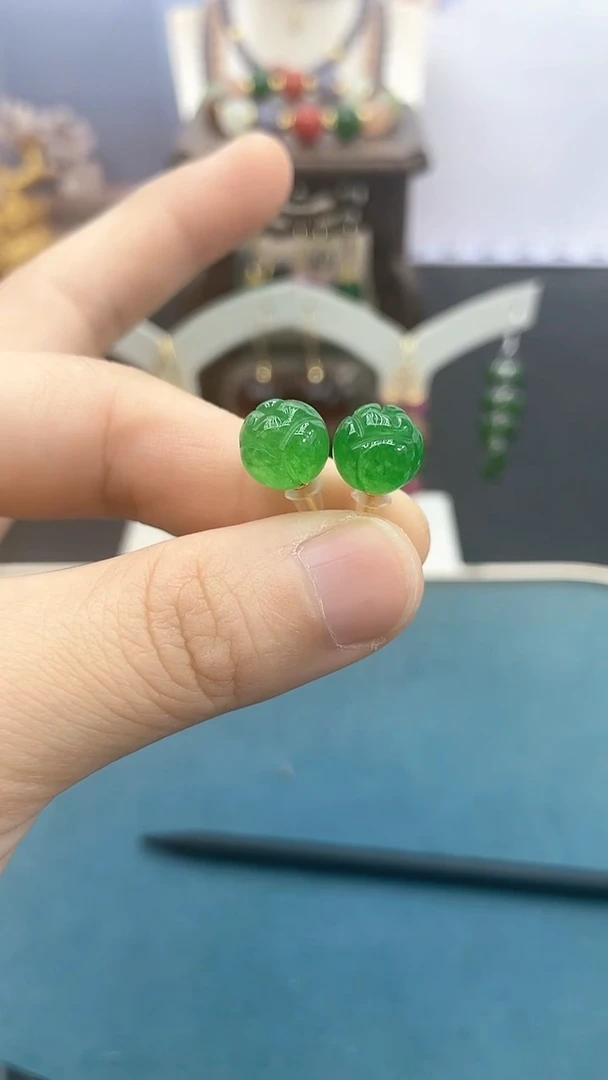 和田玉（青玉）14K金镶嵌耳饰绿色耳钉