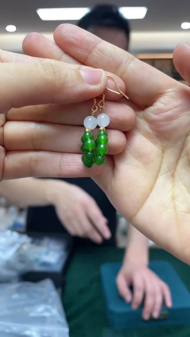 和田玉未镶嵌耳饰多样性发一件