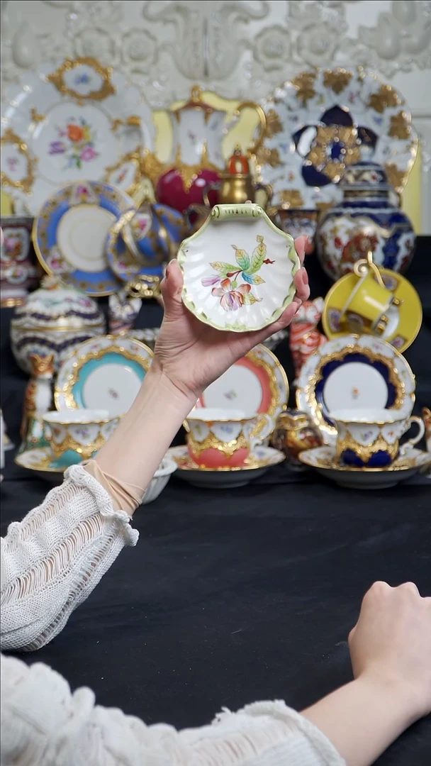 骨瓷婷婷中古器物如图所示164