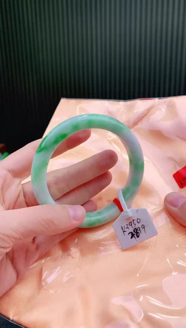 未镶嵌手镯翡翠60+