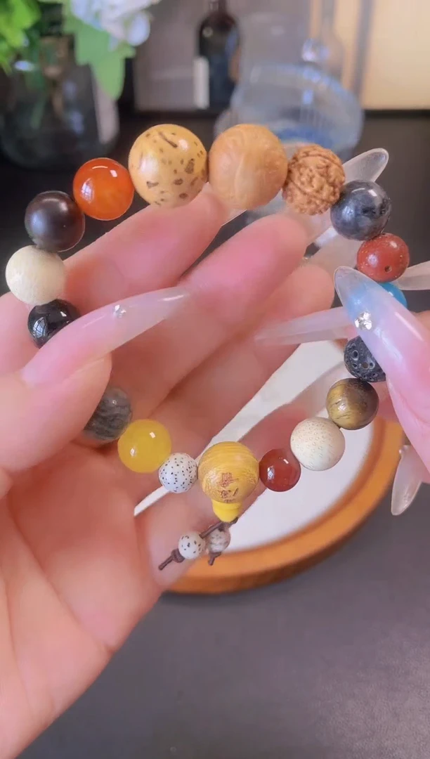 水晶手链未镶嵌十八籽多宝