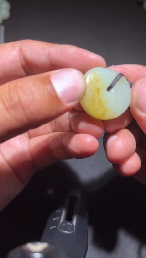 未镶嵌和田玉挂件和田玉