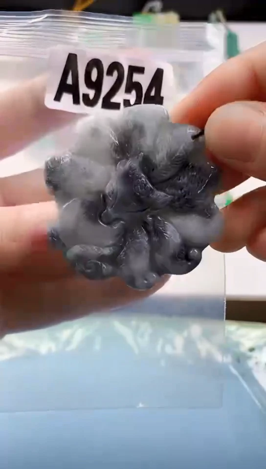 翡翠未镶嵌颈饰天然翡翠吊坠挂件