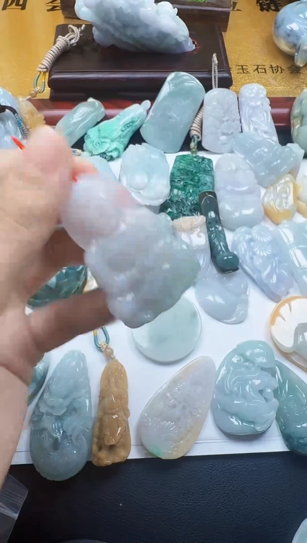 吊坠(不含链)未镶嵌翡翠1