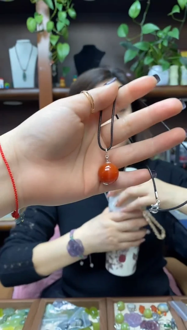 未镶嵌吊坠玛瑙/玉髓多样性发货其中发一