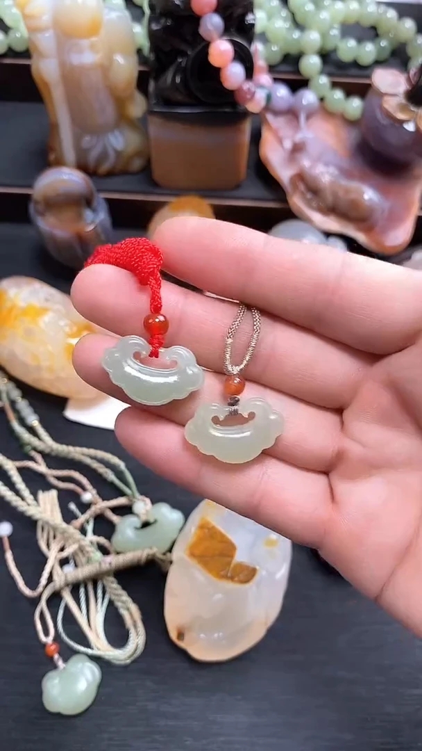 【闪购商品】和田玉如意锁未镶嵌1