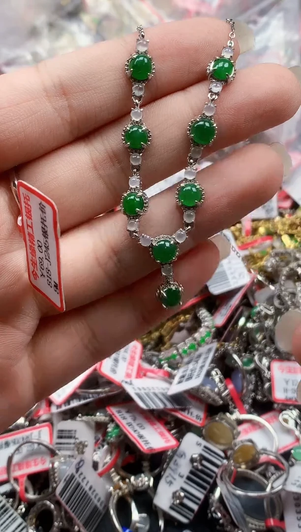 银S925镶嵌戒指翡翠天然A货缅甸翡翠