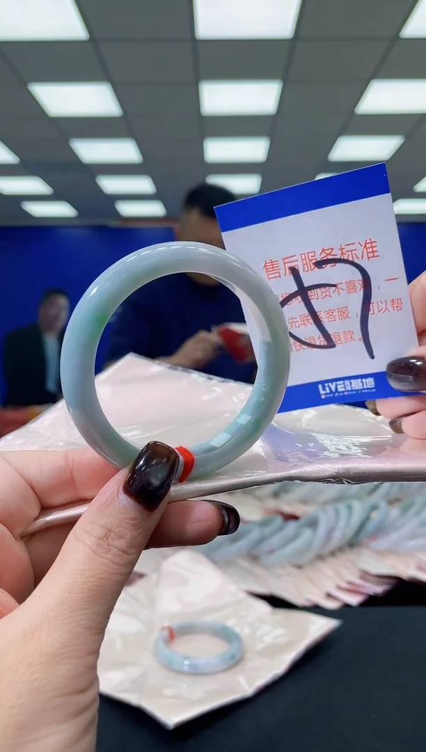 未镶嵌手镯翡翠AAAAAAAAAAAAAAAAAAAAAAAAAAAAAA