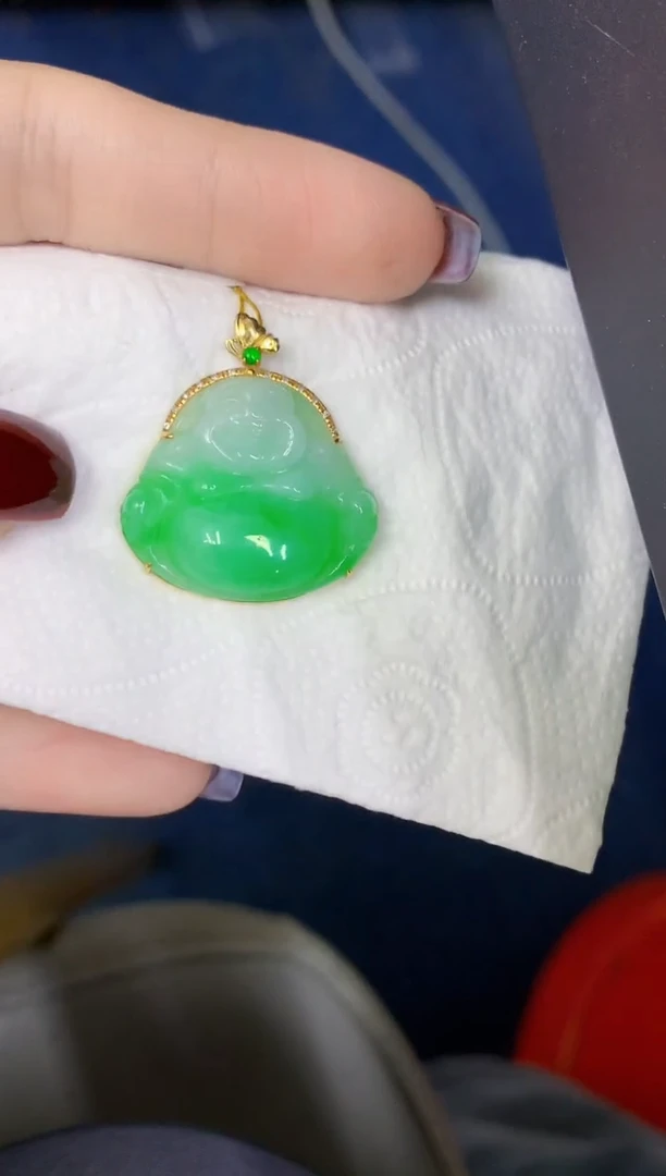 颈饰18K金镶嵌翡翠缅甸天然翡翠A货