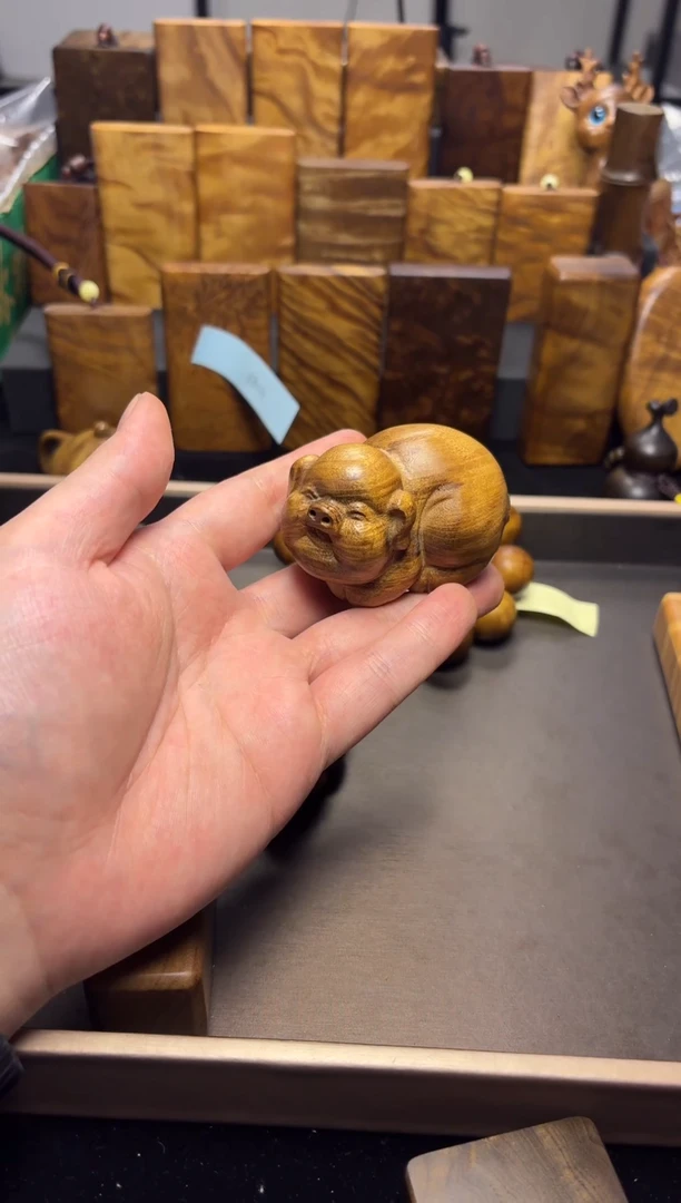 【闪购商品】楠木（金丝楠）其他手把小猪83
