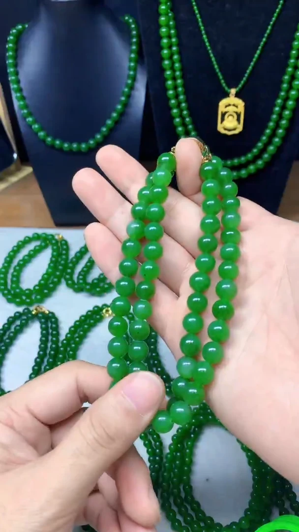 项链未镶嵌和田玉（碧玉）俄碧卡10的60颗