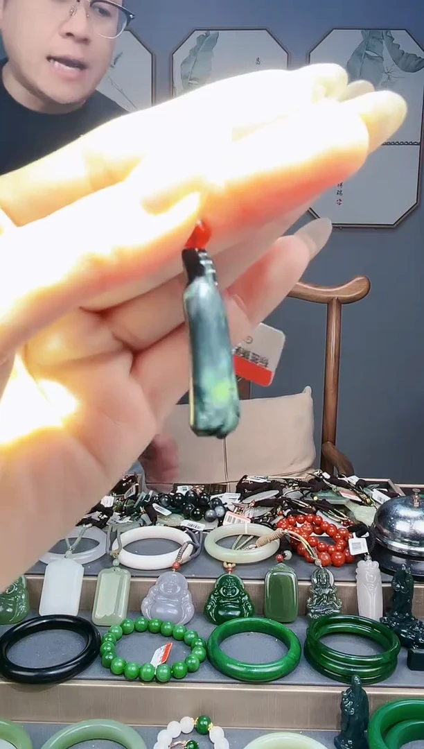 【闪购商品】和田玉颈饰未镶嵌AA多样性发货 拍一发一