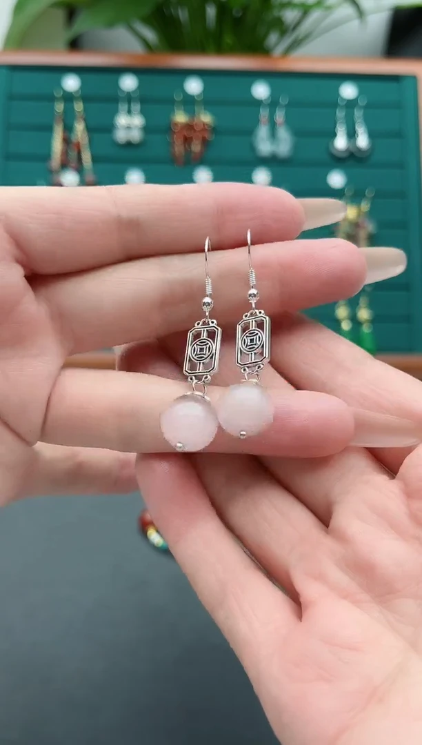 【闪购商品】石英质玉耳饰银S925镶嵌301