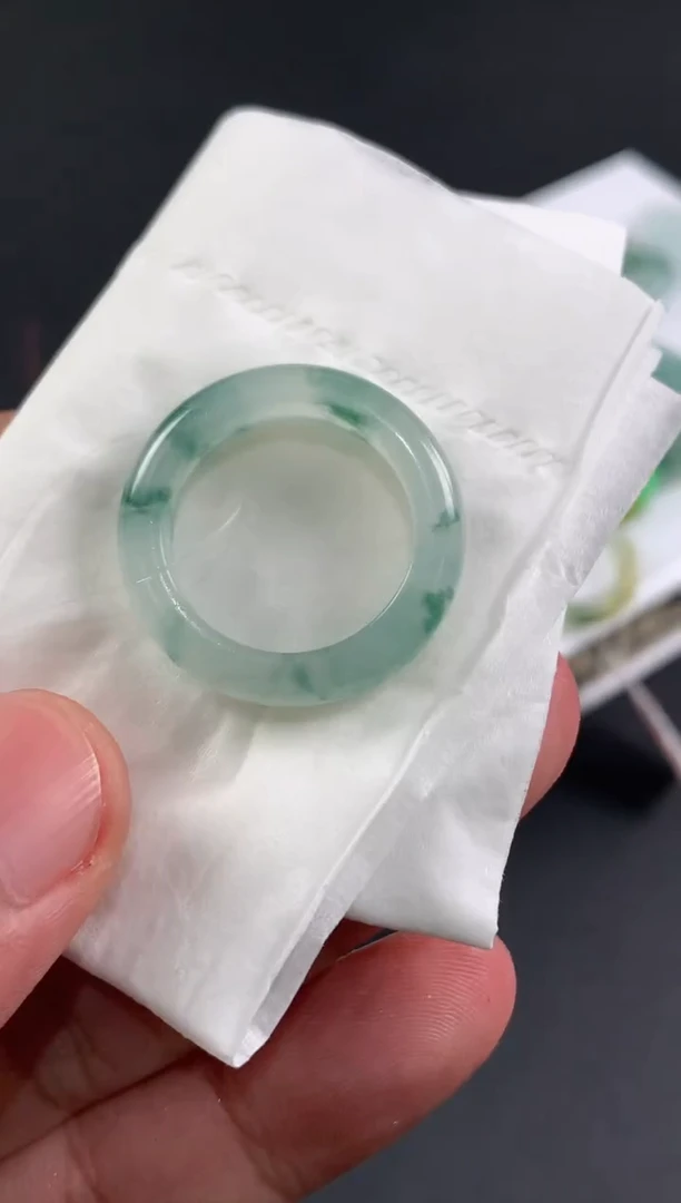 未镶嵌定制翡翠缘*翡翠