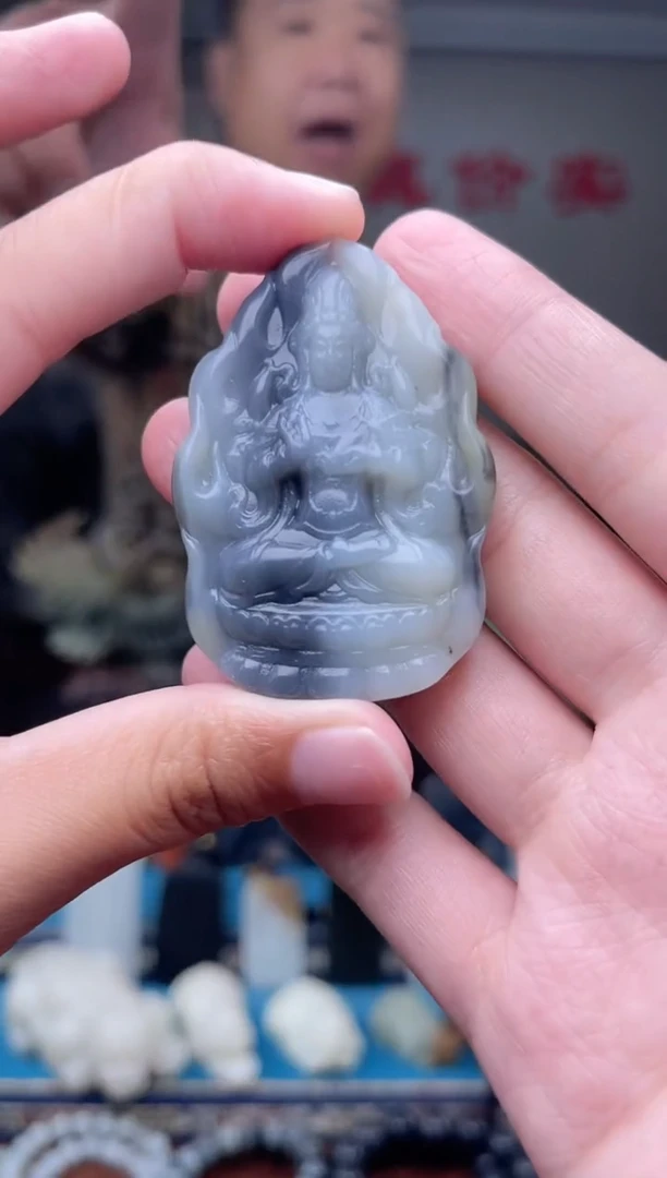 未镶嵌和田玉挂件1