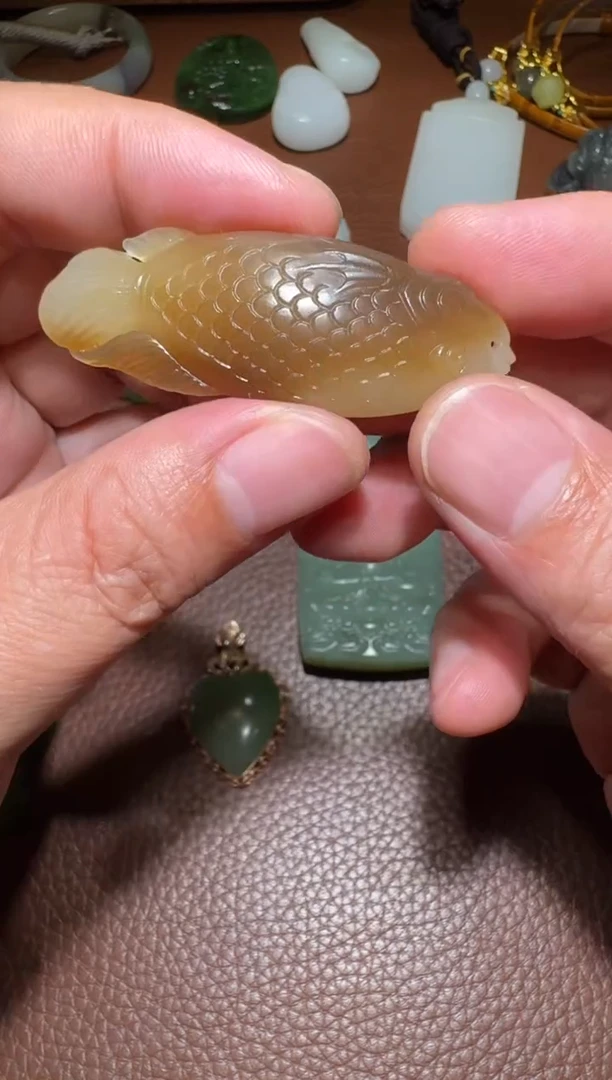 未镶嵌和田玉挂件和田玉