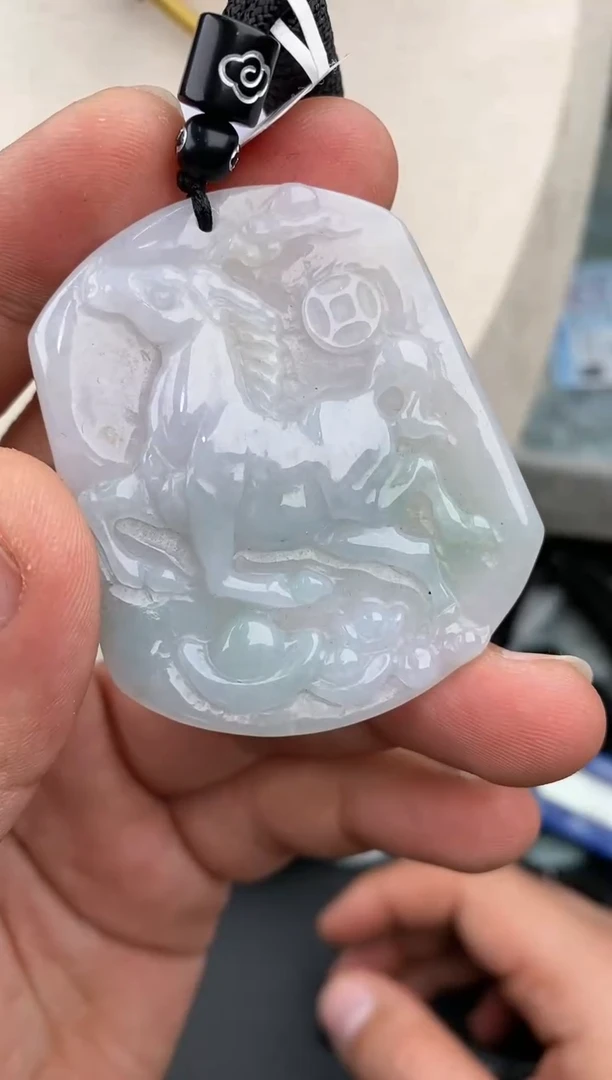 【闪购商品】翡翠颈饰未镶嵌  天然翡翠，一物一图