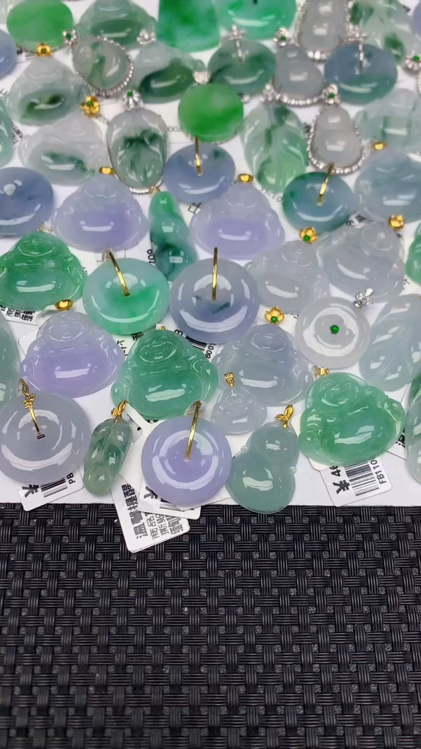 颈饰18K金镶嵌翡翠天然缅甸翡翠a货百元以上9元证书费自理