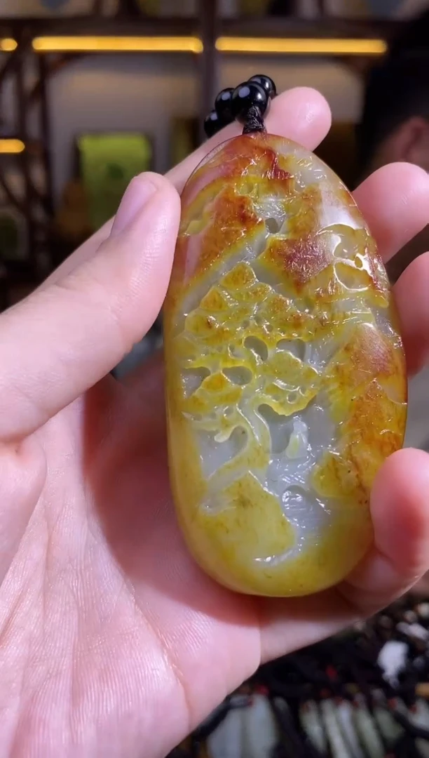 颈饰未镶嵌和田玉1
