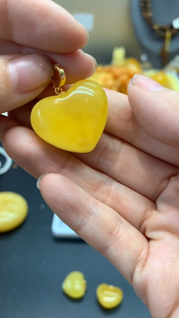 【闪购商品】银S925镶嵌琥珀珠宝奇石2612