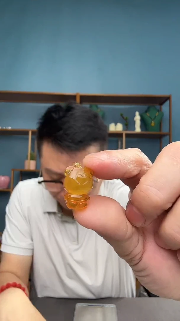 裸石琥珀未镶嵌27（有瑕介意勿拍）