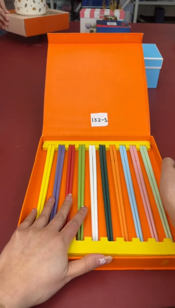 【闪购商品】瓷片正午瓷缘 臻品源泉@@132-5