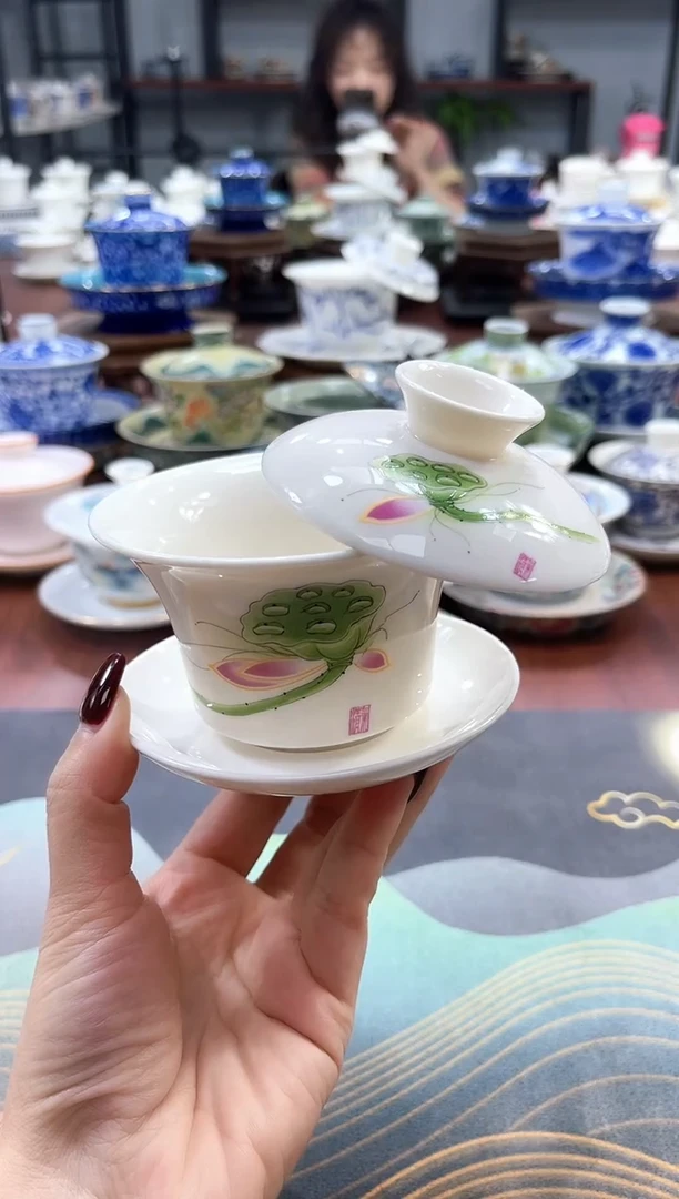 【闪购商品】小号鱼戏荷莲马蹄盖碗