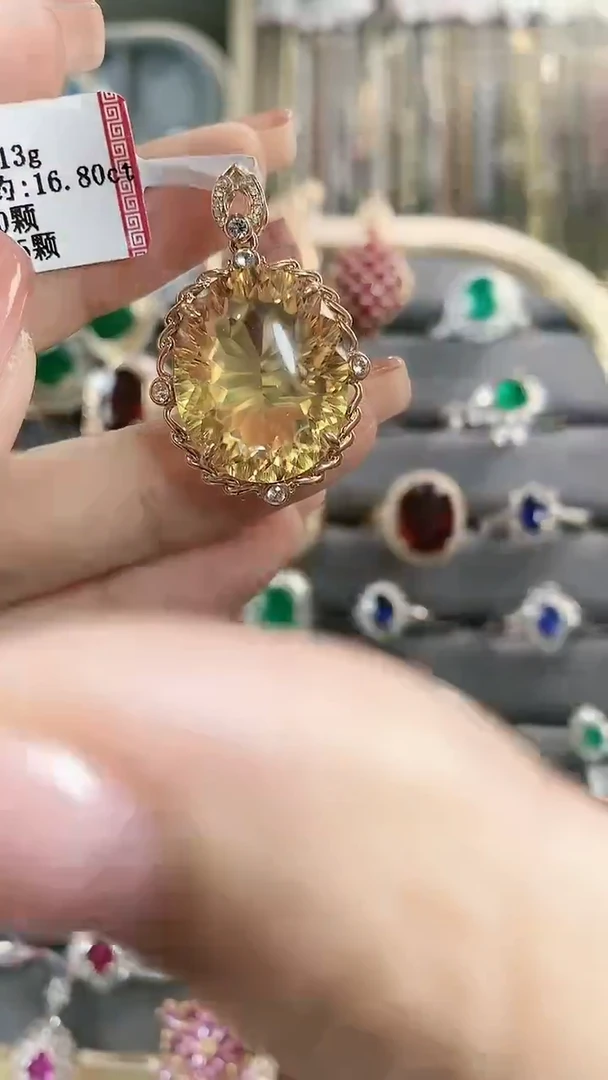 【闪购商品】黄晶吊坠18K金镶嵌18K金镶嵌黄晶吊坠