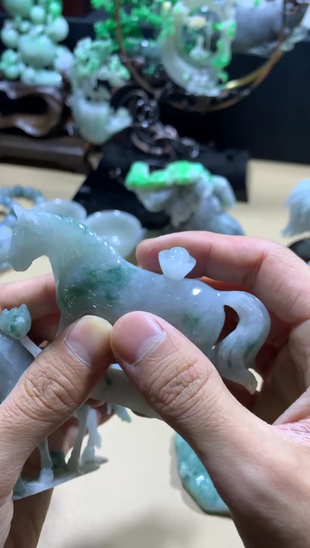 【闪购商品】翡翠摆件未镶嵌翡翠摆件