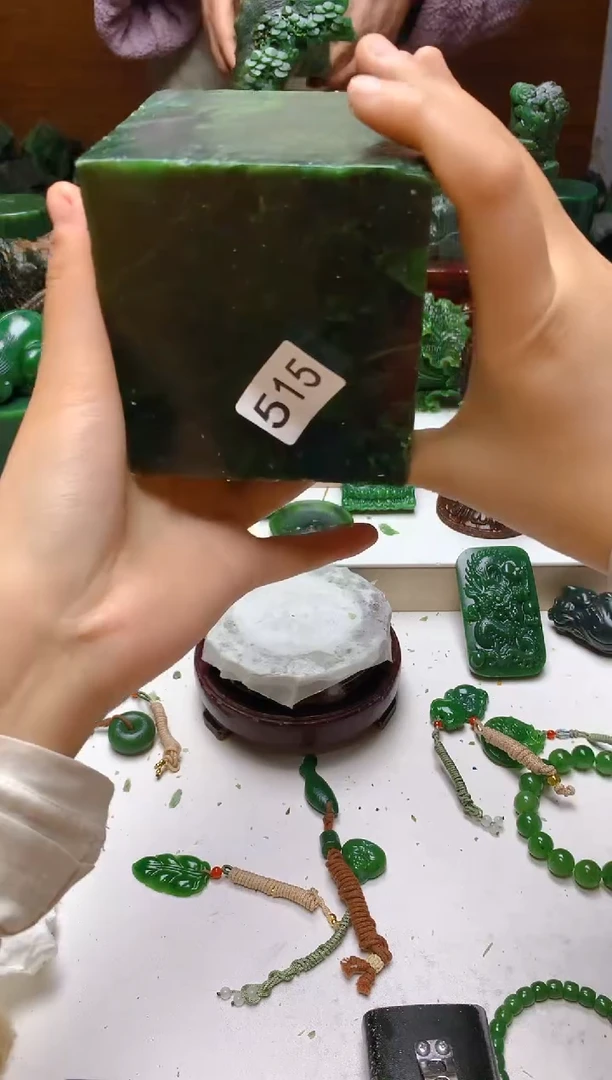 未镶嵌和田玉珠宝半成品1