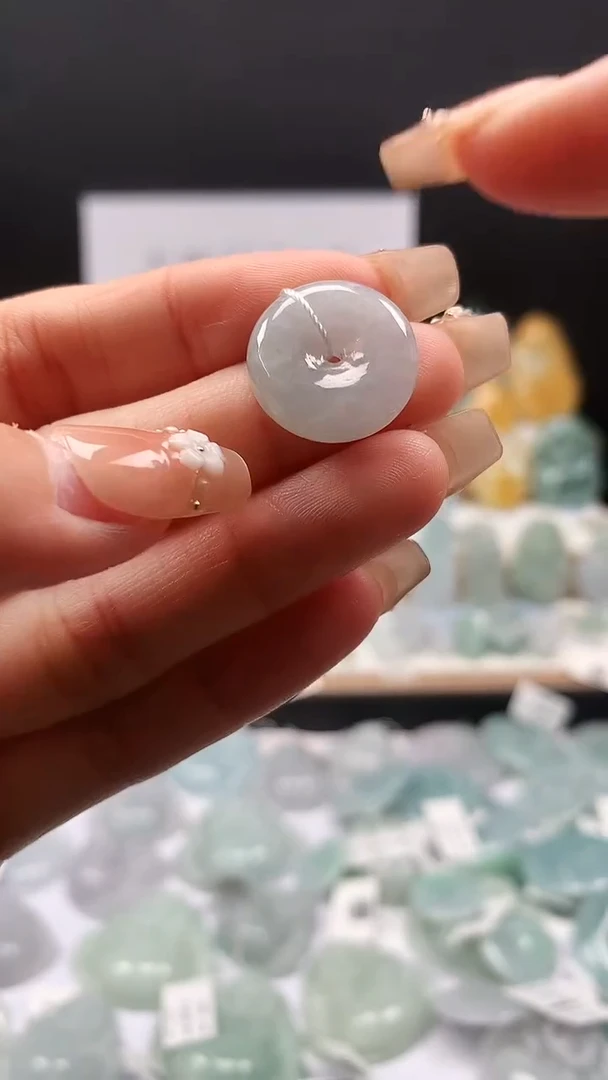 吊坠(不含链)未镶嵌翡翠吊坠