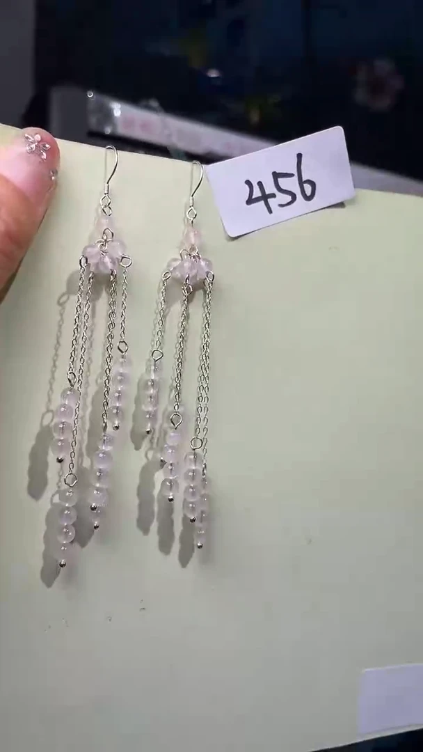 未镶嵌耳饰水晶喜欢拍