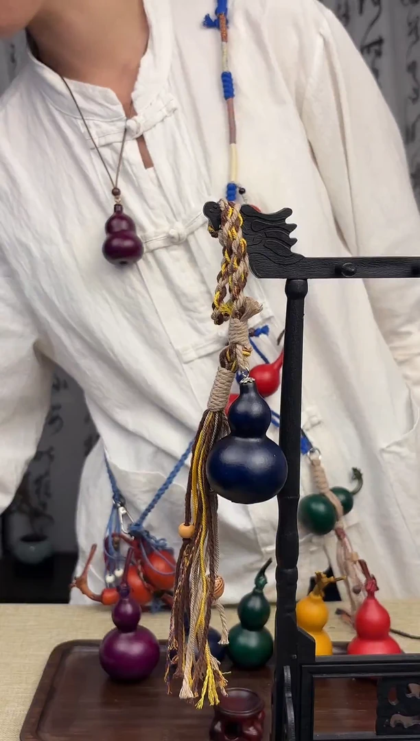 大漆葫芦挂件----037