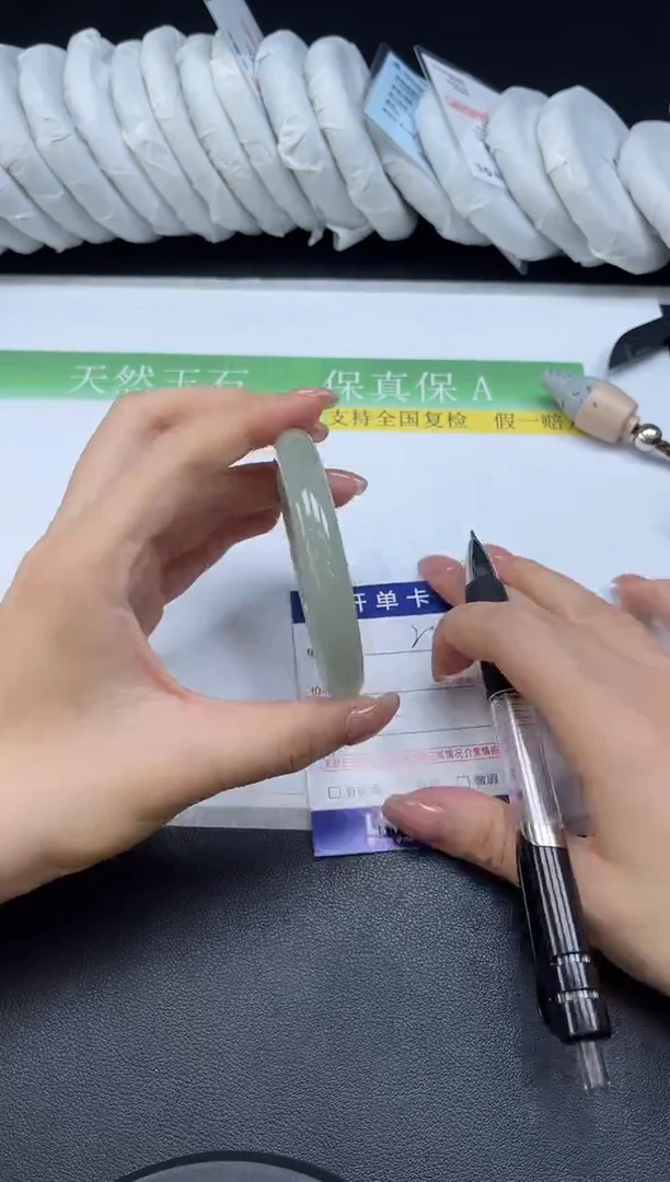 未镶嵌手镯石英质玉020-5455