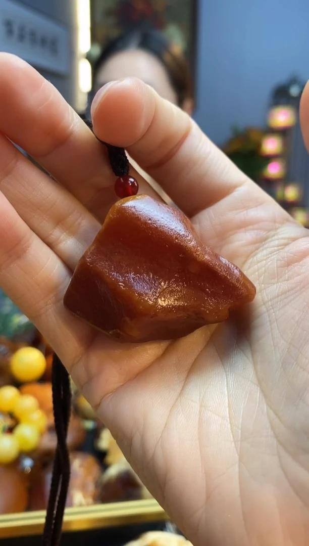 琥珀颈饰未镶嵌吊坠