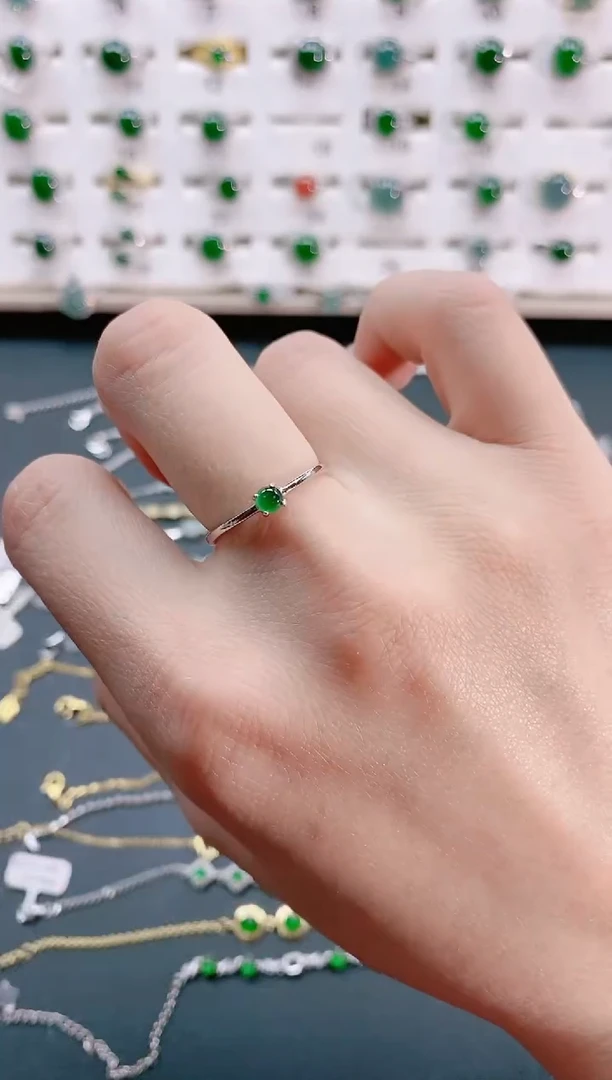 【闪购商品】翡翠戒指银S925镶嵌天然翡翠