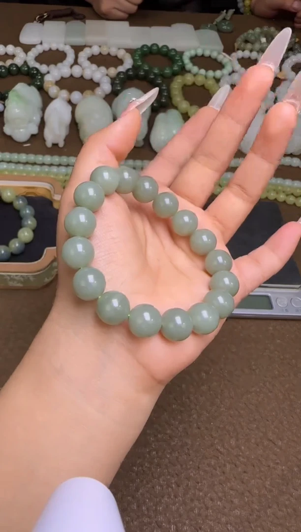 手串未镶嵌和田玉手串