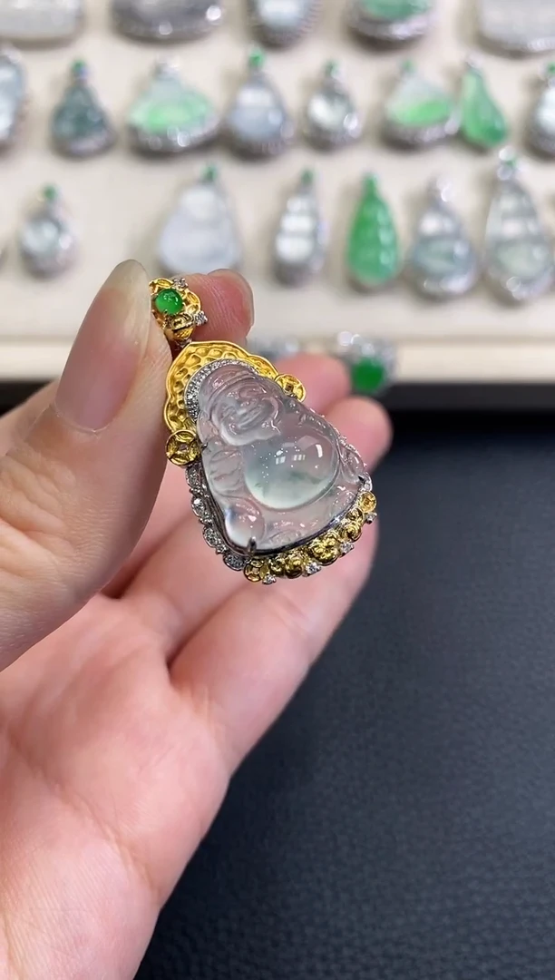 翡翠18K金镶嵌吊坠(不含链)春日珠宝 B81